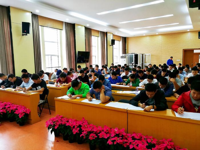 考试现。。。ㄒ嗌悖.jpg