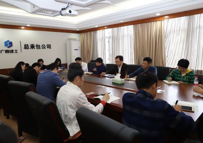 聚会现场。。。李立云 摄.jpg