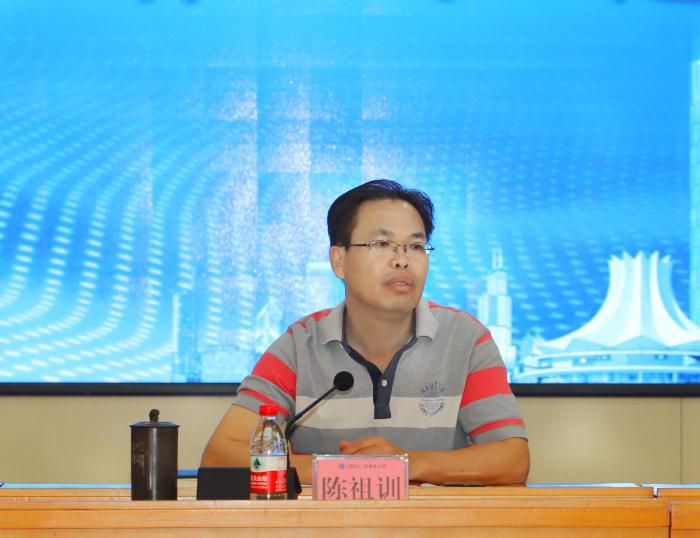 5陈祖训讲话。。。。李立云 摄 (2)_700x538.jpg