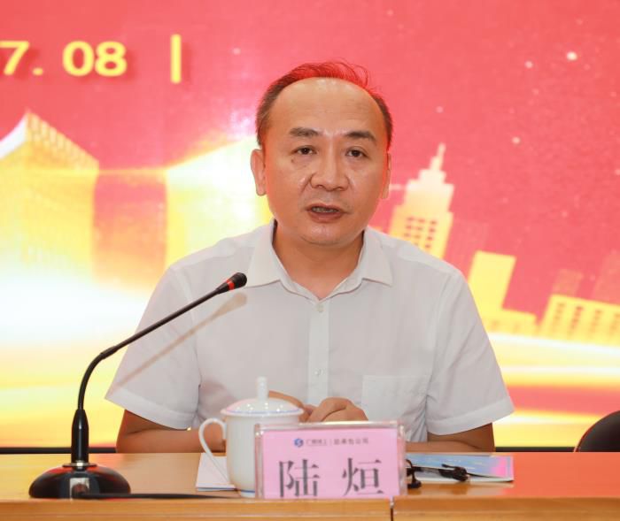 1.5聚会现场。。李丽云 摄 (2)700.JPG