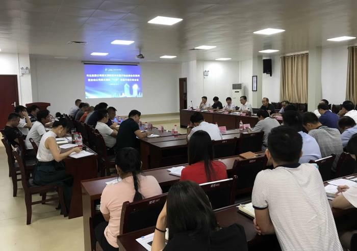 2.聚会现场。。。。。。易裕锋 摄700.jpg