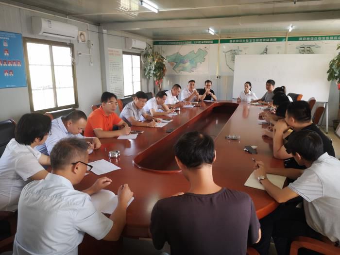 3.2聚会现场。。胡亮 摄700.jpg