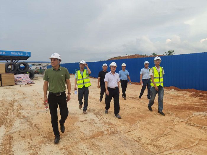 检查现场。。。林劭鸿 摄.jpg