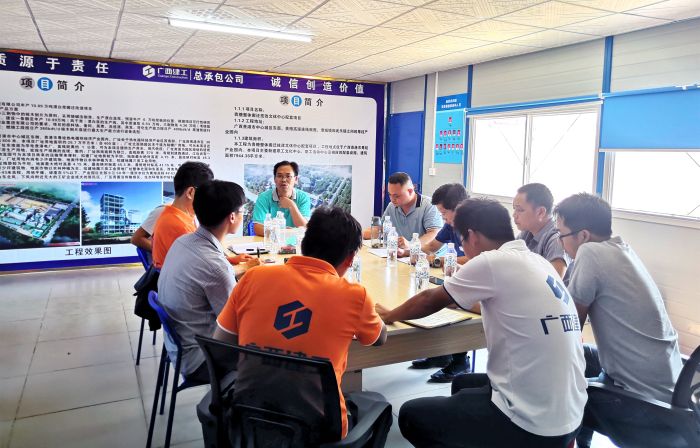 1聚会现场。。潘婧 摄.jpg