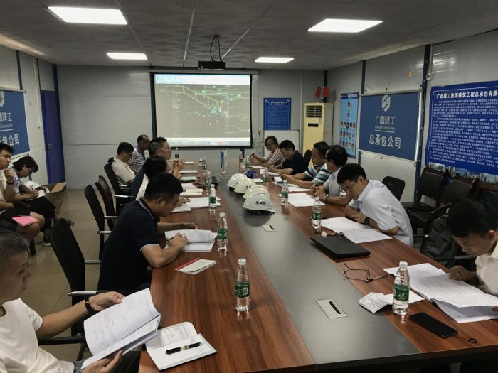 21聚会现场。。。。。。陈东 摄.jpg