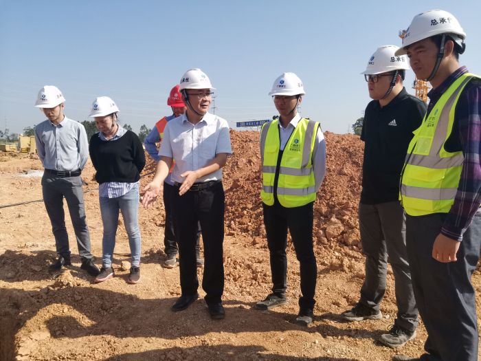 检查现场。。 贺勇 摄.jpg