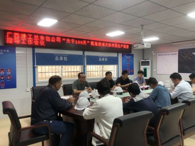 4聚会现场。。陆勤 摄.jpg