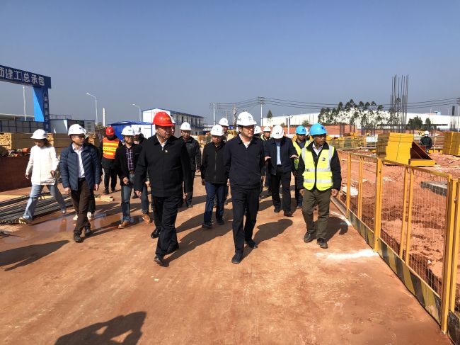 调研现场。。。。。祁建强 摄.jpg