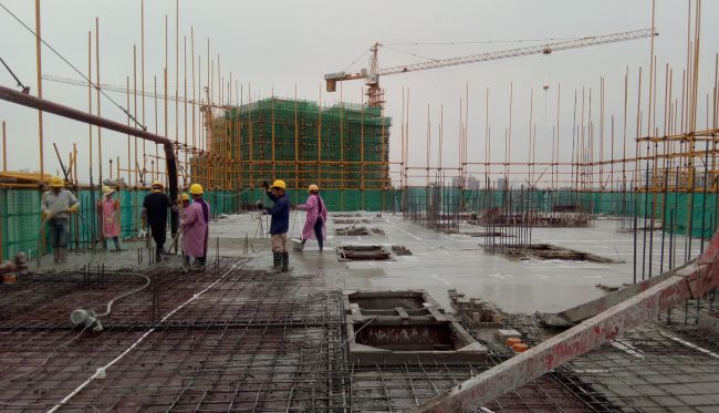 施工现场。。。韦冬影 摄.jpg