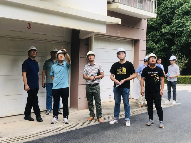 检查现场。。。。。。陈晓赟 摄（修图）.png