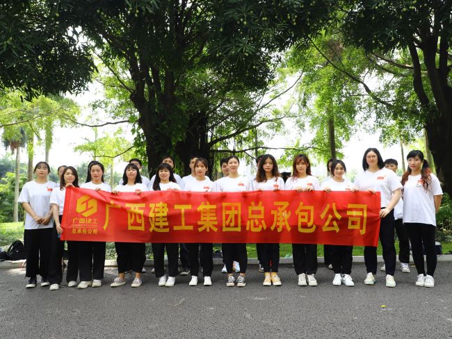 座谈会现场。。。。。杨桂峰 摄（修图）.jpg