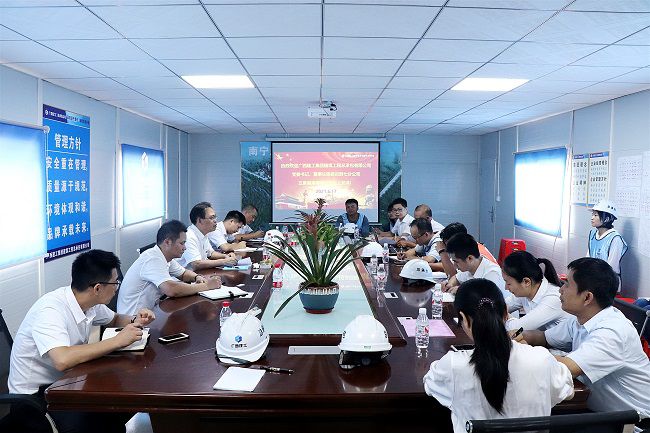 党课聚会现场。。。。。。 周煜川摄（修图）.jpg