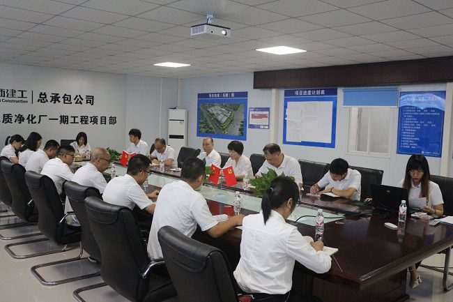 党课现场。。。张钊林 摄（修图）.jpg