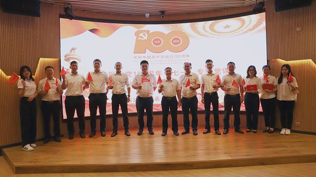 合影。。。。。。卢勤 摄（修图）.jpg