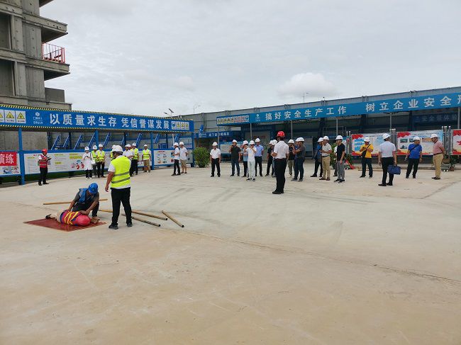 应抢救援演练。。。。。；；；票ι 摄（修图）.jpg