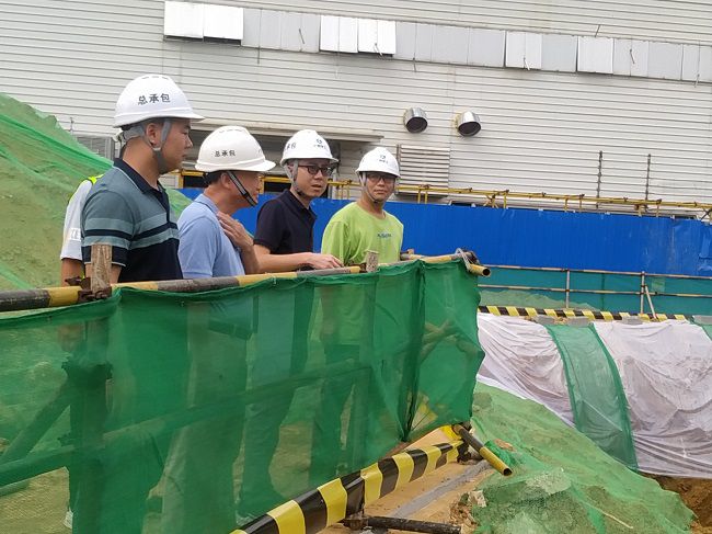 检查现场。。。；；；；魄苛 摄（修图）.jpg