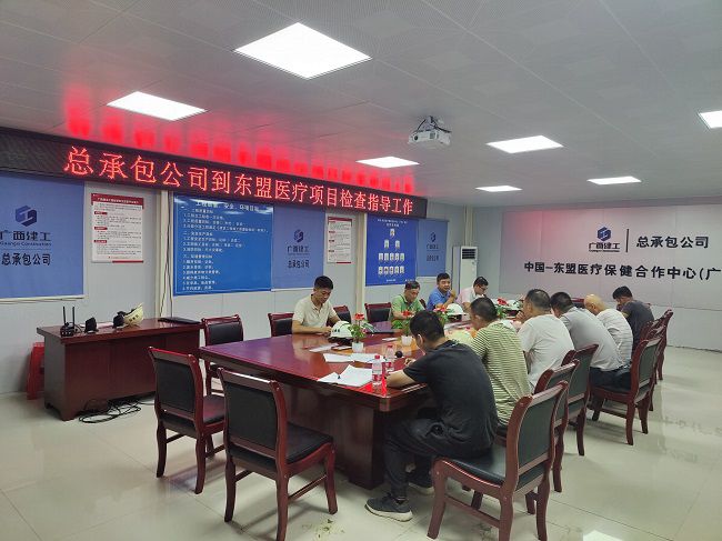 聚会现场。。。。。卢文清 摄（修图）.jpg