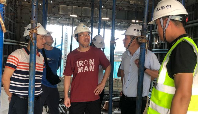 0.1检查现场。。。。。吴安华 摄1.jpg