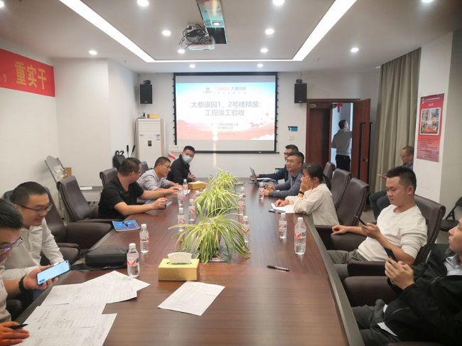 完工聚会现场。。。。。。杨榜孟 摄（修图）.jpg