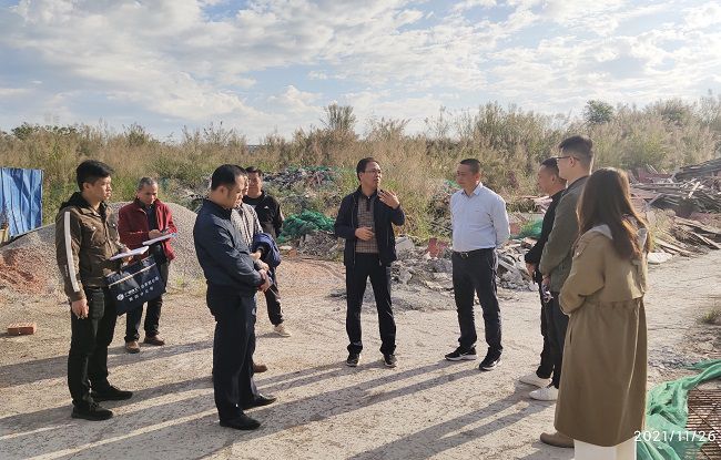 指导事情现场。。梁金婷 摄（修图）.jpg