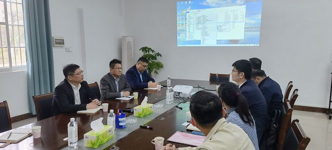 扶绥洽谈现场。。。。。。刘华 摄（修图）.jpg