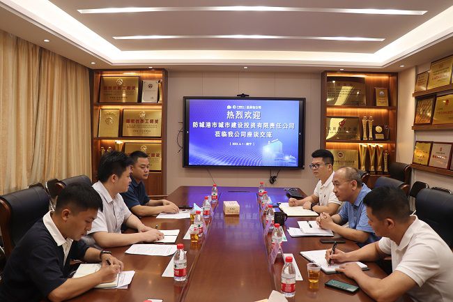 座谈会现场。。。。。周煜川 摄（修图）.jpg