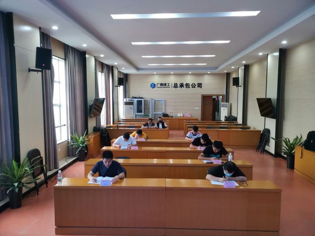 认真答题。。。。；；；票ι 摄（修图）.jpg