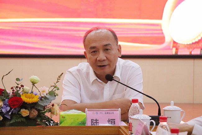 陆烜下达事情指示。。。。。周煜川 摄（修图）.jpg