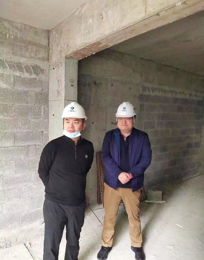 检查现场。。。。。；；平鹗 摄（修图）.jpg