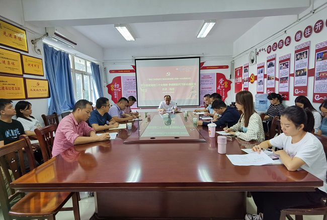 聚会现场。。。。。。韦文 摄（修图）.jpg