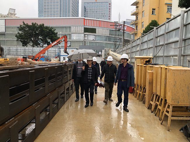 检查现场。。罗成 摄（修图）.jpg