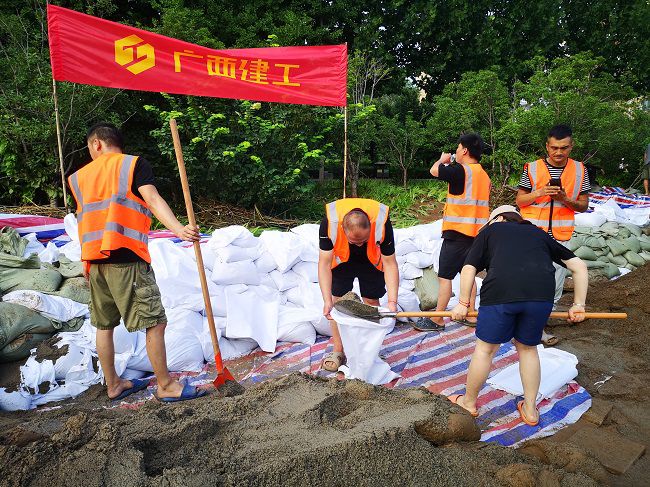 抢险现。。ㄐ尥迹.jpg