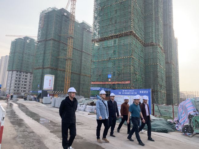 检查现场。。。。。罗庆博 摄（修图）.jpg