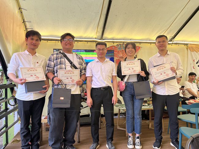 马里奥赛车颁奖现场。。。杨钰 摄.jpg