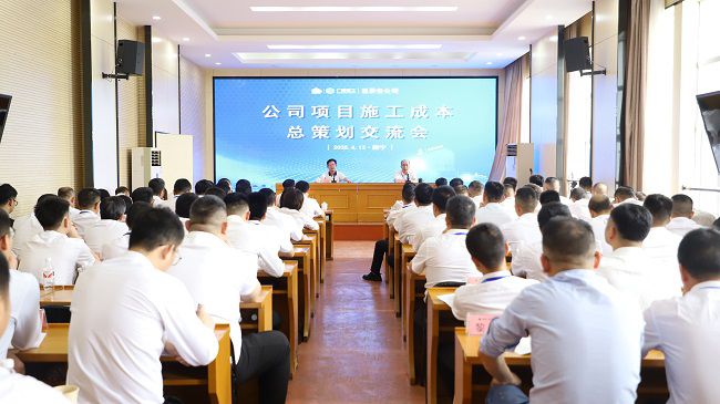 聚会现场 修图.jpg